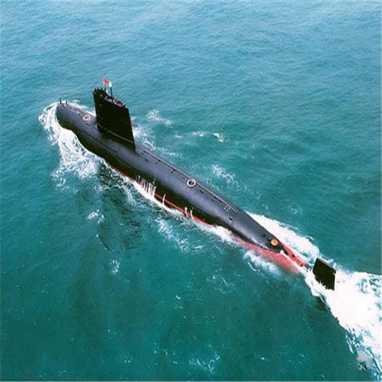 岳普湖中国核潜艇充气模型
